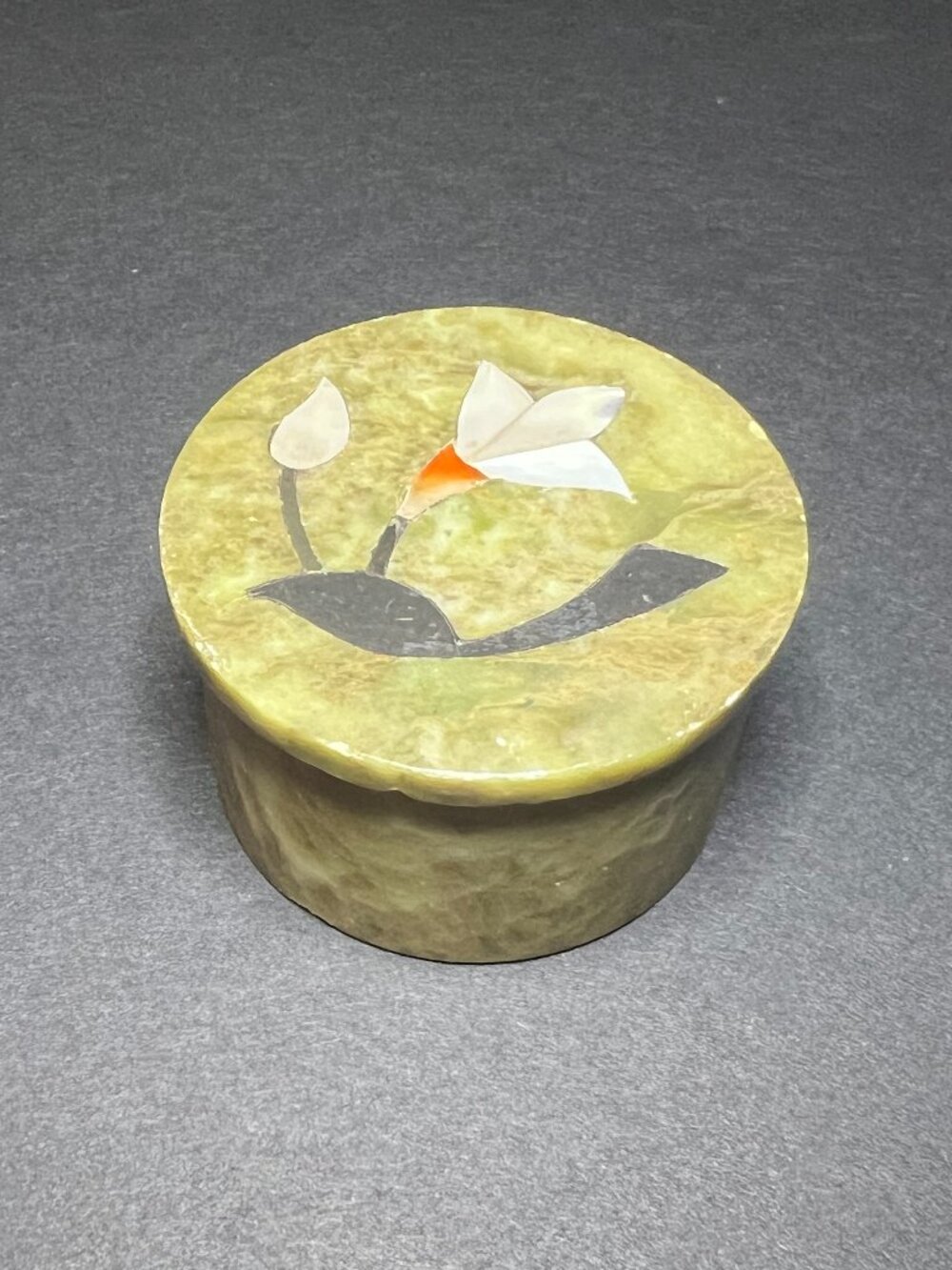 Vintage Hand Carved Round Soapstone Mother of Pearl Inlay Trinket Box 1.25 x 2"